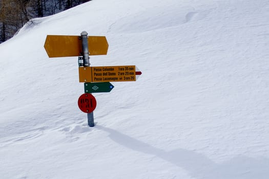 Casaccia, Switzerland: Indication signs for paths, Lareccio canals and Colombe pass