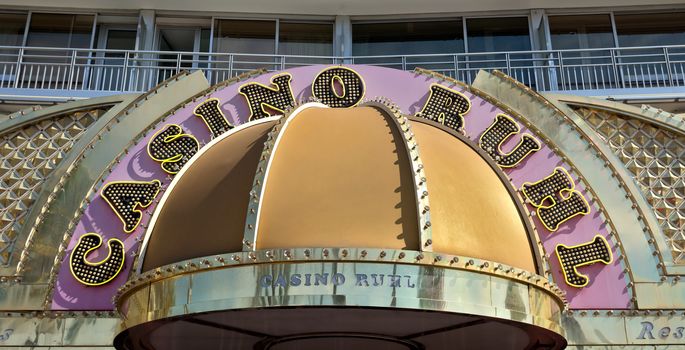 NICE, FRANCE - JUNE 6, 2014: Casino of Hotel Le Meridien is located on the Promenade des Anglais. Hotel Le Meridien is a symbol of the Cote d'Azur. Built in 1974.

Nice, France - June 6, 2014: Casino of Hotel Le Meridien is located on the Promenade des Anglais. Hotel Le Meridien is a symbol of the Cote d'Azur. Built in 1974.