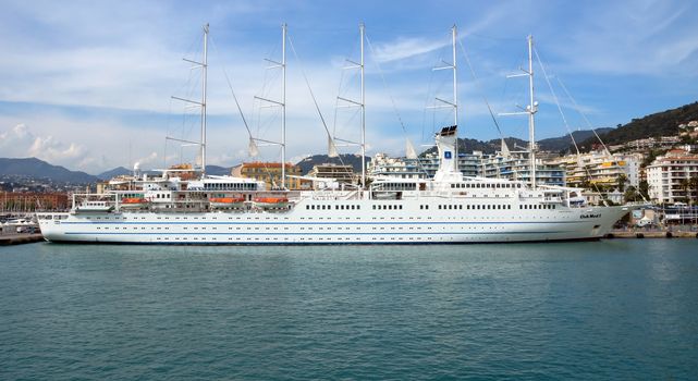 NICE, FRANCE - MAY 4: Cruise ship in the Port de Nice on May 4, 2013 in Nice, France. Port de Nice was started in 1745 and now it is very popular on the Cote d'Azur

Nice, France - May 4, 2013: Cruise ship in Port de Nice. Port de Nice was started in 1745 and now it is very popular on the Cote d'Azur.