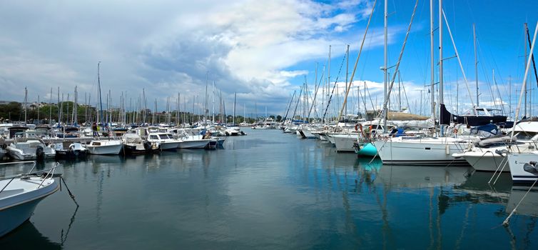 ANTIBES, FRANCE - MAY 6: Sailboats in Port Grimaldi on May 6, 2013 in Antibes, France.

Antibes, France - May 6, 2013: Sailboats in Port Grimaldi on the French Riviera.