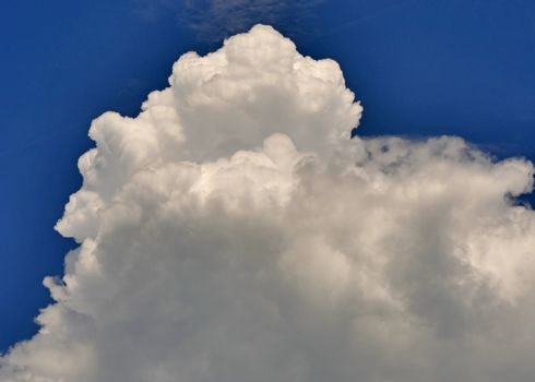 zoom big clouds in blue sky landscape