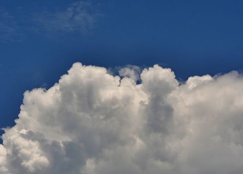 zoom big clouds in blue sky landscape