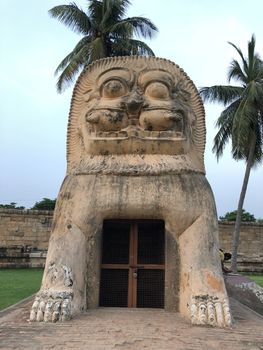 Beautiful view of lion statue in the Brihadeeswar temple
