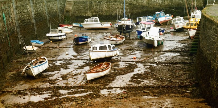 Both Panoramic and some more detailed images of beautiful Coastal scenes.