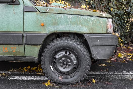 An old tire from the more aggressive.