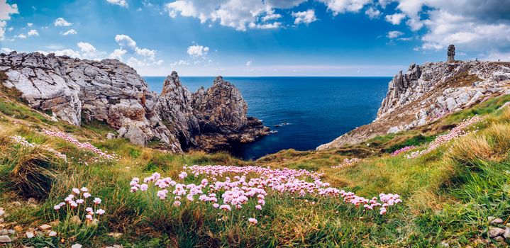 Panorama of Pointe du Pen-Hir with World War Two monument to the Bretons of Free France on the Crozon peninsula, Finistere department, Camaret-sur-Mer, Parc naturel regional d'Armorique. Brittany (Bretagne), France.