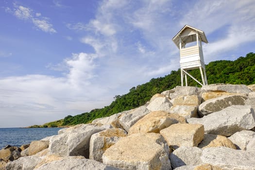 White pavilion with mountain views And the beautiful sea, famous landmark of Khao Laem Ya National Park, Rayong Province.