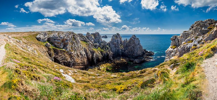 Rocky coastal scenery around Pointe de Pen-Hir in Brittany, France