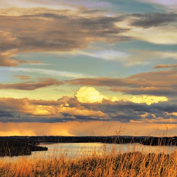 Both Panoramic and some more detailed images of beautiful country scenes.