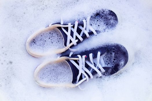 Soak a shoe before washing