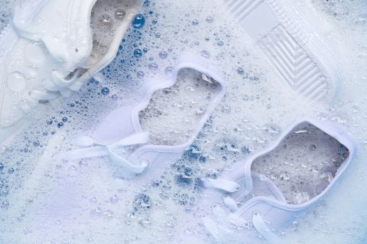 Soak shoes before washing. Cleaning Dirty sneakers.