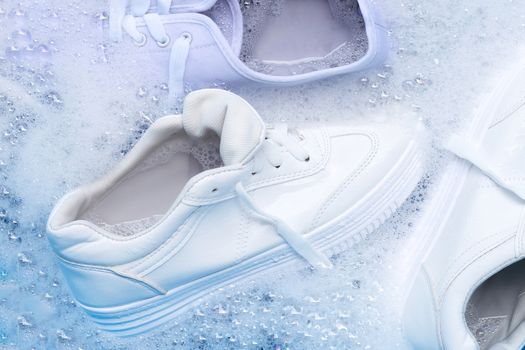 Soak shoes before washing. Cleaning Dirty sneakers.