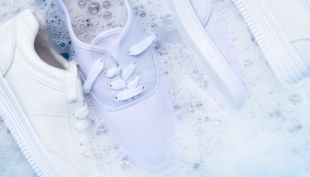 Soak shoes before washing. Cleaning Dirty sneakers.