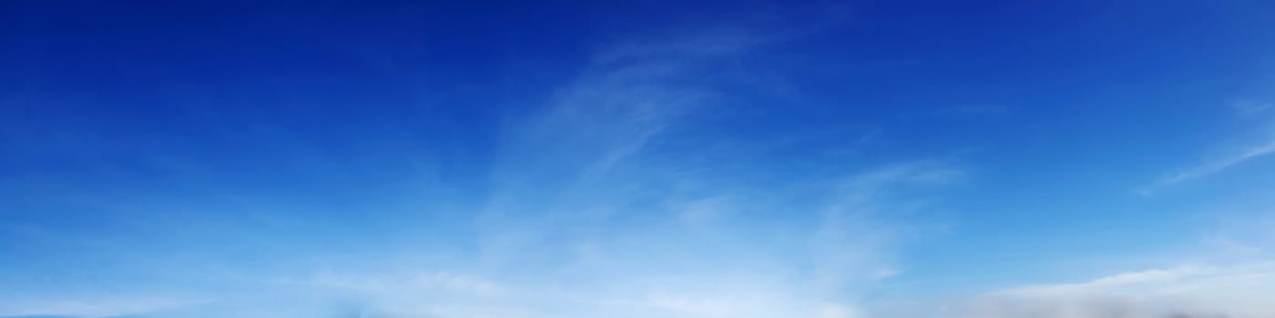 Panorama sky with cloud on a sunny day. Beautiful cirrus cloud.