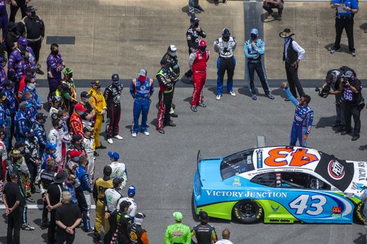 Darrell Wallace, Jr (43) gets pushed to the front of the field for the GEICO 500 at Talladega Superspeedway in Lincoln, Alabama.