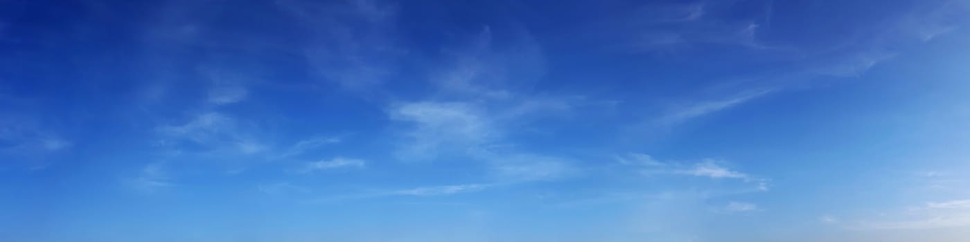 Panorama sky with cloud on a sunny day. Beautiful cirrus cloud.