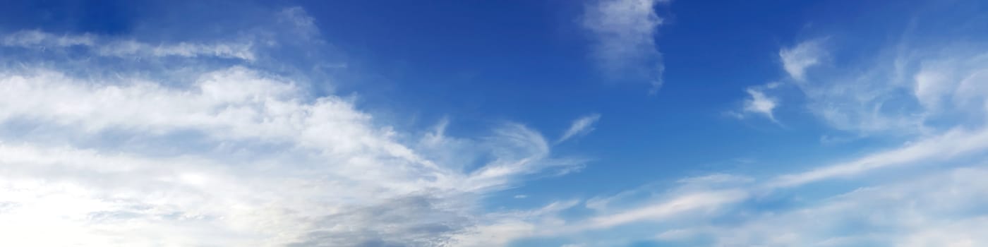 Panorama sky with cloud on a sunny day. Beautiful cirrus cloud.