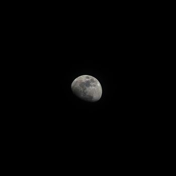 The moon on Monday 21 December 2015 18:21 Bangkok, Thailand. Phase Waxing Gibbous