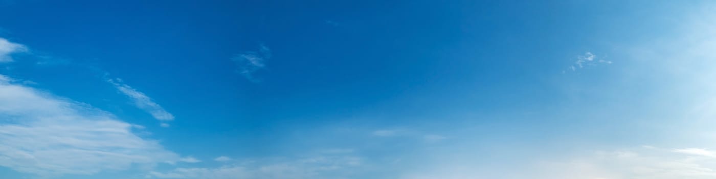 Panorama sky with cloud on a sunny day. Beautiful cirrus cloud.