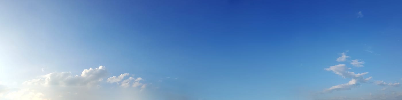 Panorama sky with cloud on a sunny day. Beautiful cirrus cloud.