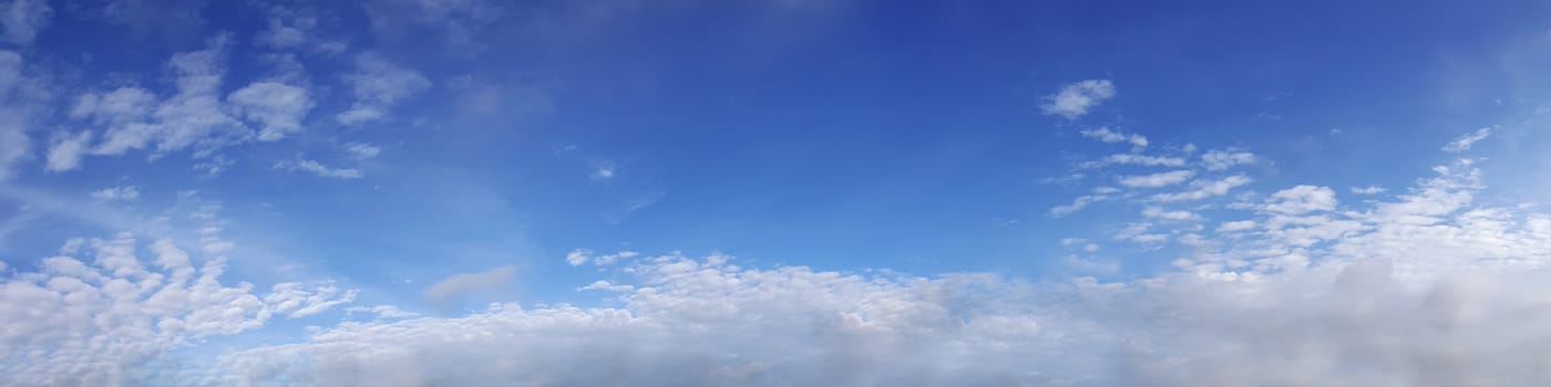 Panorama sky with cloud on a sunny day. Beautiful cirrus cloud.