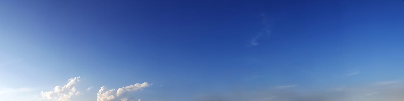 Panorama sky with cloud on a sunny day. Beautiful cirrus cloud.