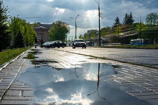 the lightning storm thunder in the puddle