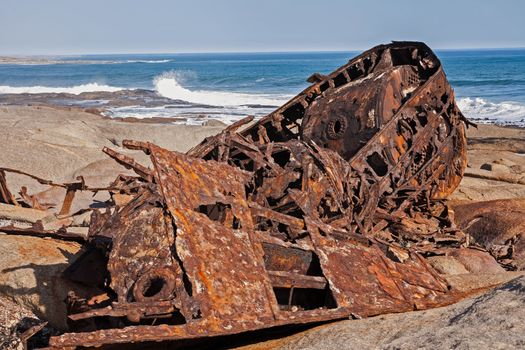 The trawler Aristea was built in 1934 in Scotland, served as a minesweeper in WWII and ran aground on 4th July 1945 near Hondeklip Bay with the loss of one life.