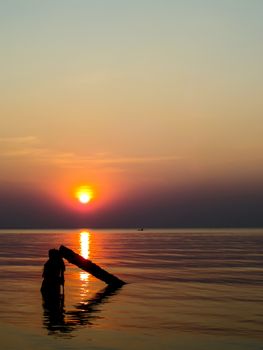 sea sunsets on horizon and braek pillar at seabreeze villa pattaya