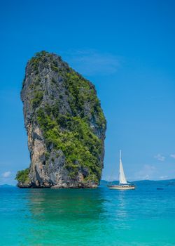 The beautiful landscape of Koh Poda (Poda Island) in Krabi province of Thailand. This island has white sand beach and surrounded by crystal clear water.