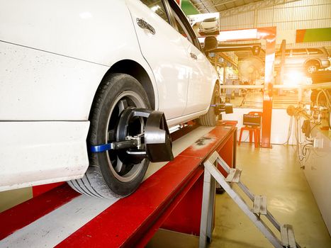 The car checks the wheel sensors on for wheels alignment