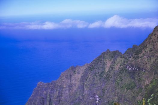 The Napali Coast along the Pacific Ocean on Kauai, Hawaii.