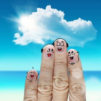 Finger family travels at the beach and singing a song as concept.