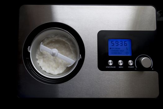 Top view of Ice Cream and Sorbet Maker with ice cream and the digital timer