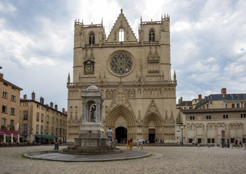 Cathedral Saint-Jean-Baptiste de Lyon with his fountain, Roman Catholic church located on Place Saint-Jean in Lyon, France