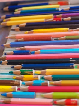 colour pencils of many different colors and length