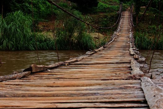 Wooden bridge over the wire rope.