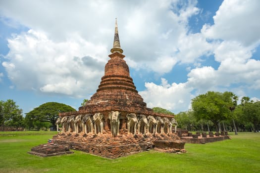 UNESCO World Heritage site Wat Sorasak in Sukhothai, Thailand.