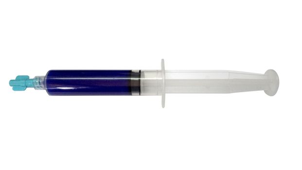 Phosphoric acid etching gel syringe use by the dentistry industry
