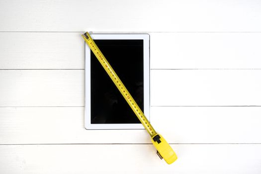 measurement of the screen size of a tablet