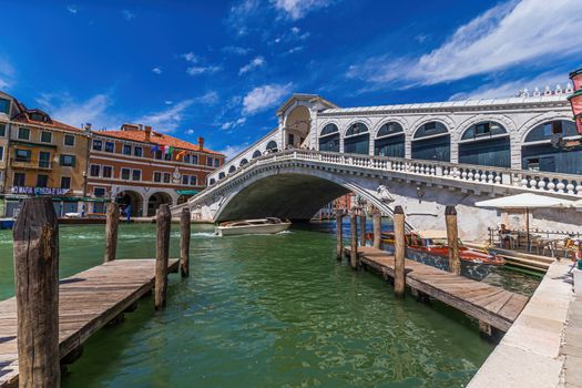 Canale Grande and the Rialto bridge in Venice