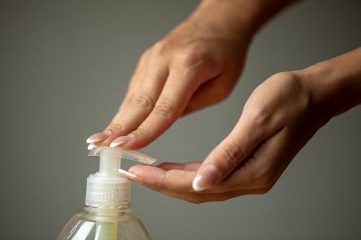 Handwashing: Hand Wash With Liquid Soap
