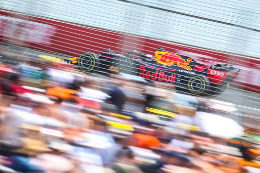 MELBOURNE, AUSTRALIA - MARCH 16: Max VERSTAPPEN of Aston Martin Red Bull Racing during 3rd practice session on day 3 of the 2019 Formula 1 Australian Grand Prix