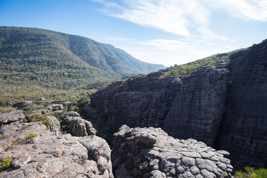 The start of the world famous Wonderland hike loop towards Pinnacle Lookout near Halls Gap in Victoria, Australia