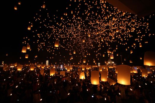 Thai traditional Newyear balloon lantern at night 