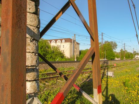 Support for wires over the railway