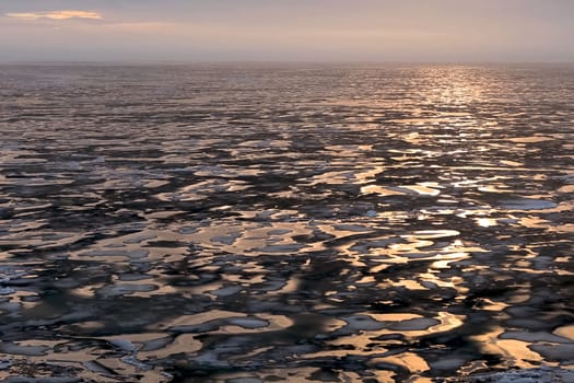 The Arctic landscape of the Arctic Ocean. Ice and cold