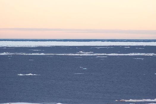 The Arctic landscape of the Arctic Ocean. Ice and cold