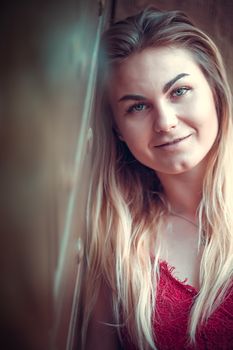 portrait of a beautiful young woman in the city streets.