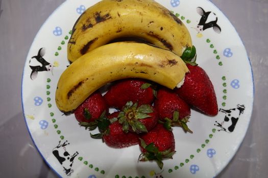 a healthy breakfast of fruits